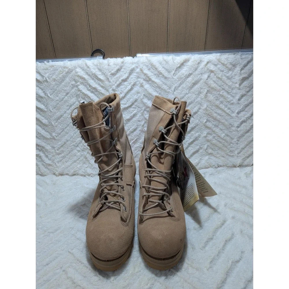 S3 NWT Belleville Boots 245 Temperate Weather Mens 5.5W Wide Desert GTX  Vibram